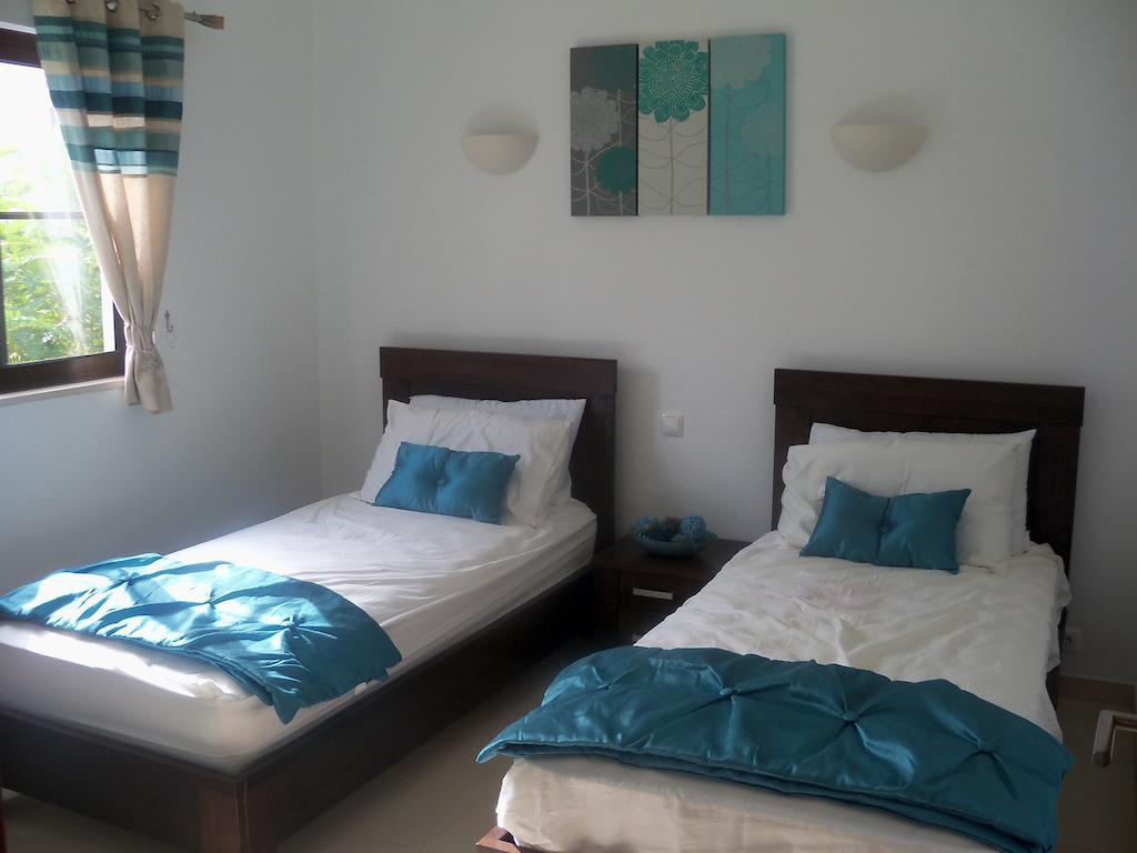 Tortuga Beach Village Private Apartments And Villas For Rent Santa Maria Room photo